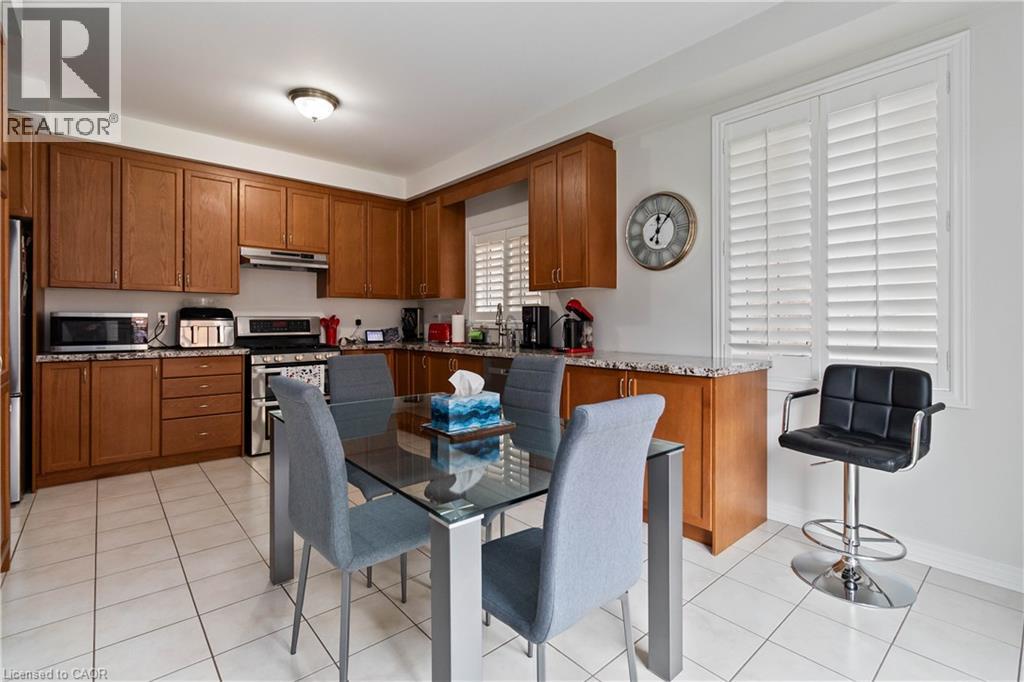 573 Gardenbrook Avenue, Oakville, Ontario  L6M 0P5 - Photo 9 - 40802514