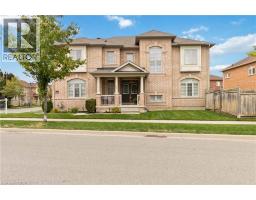 573 GARDENBROOK Avenue, Oakville, Ontario