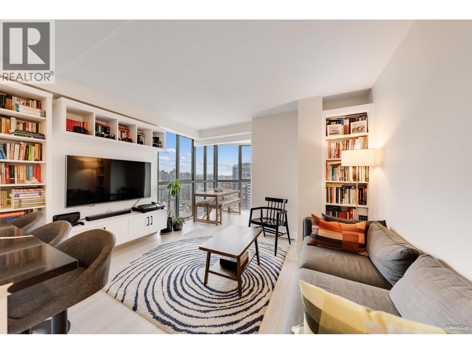 2704 1188 Howe Street, Vancouver, British Columbia  V6Z 2S8 - Photo 2 - R3085680