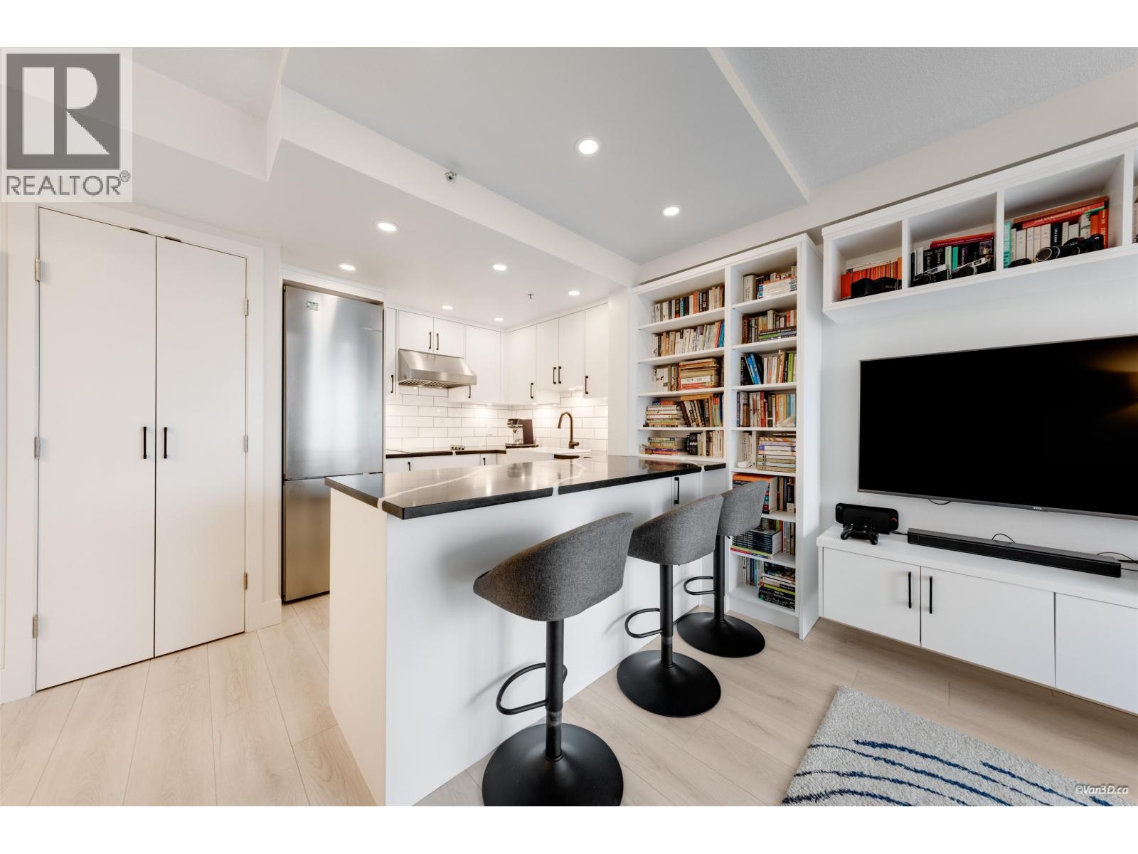 2704 1188 Howe Street, Vancouver, British Columbia  V6Z 2S8 - Photo 7 - R3085680