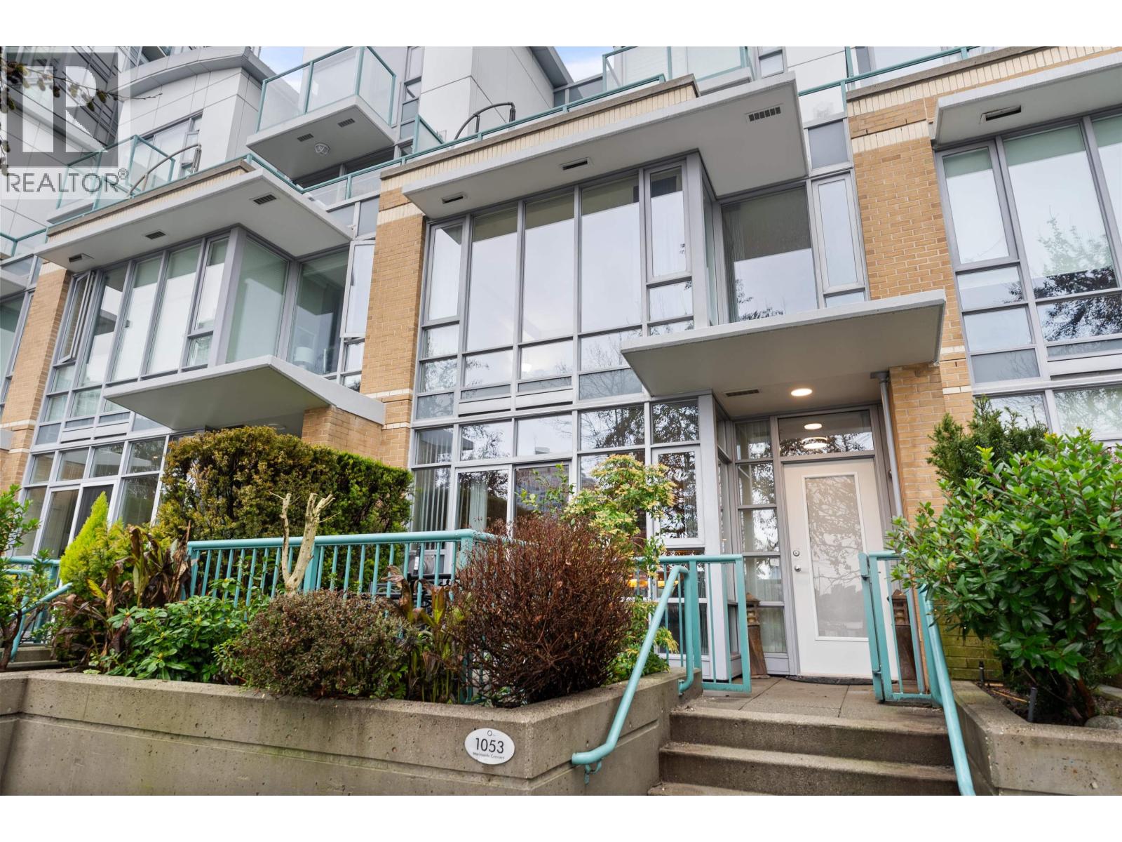 1053 Marinaside Crescent, Vancouver, British Columbia  V6Z 3A5 - Photo 4 - R3085681