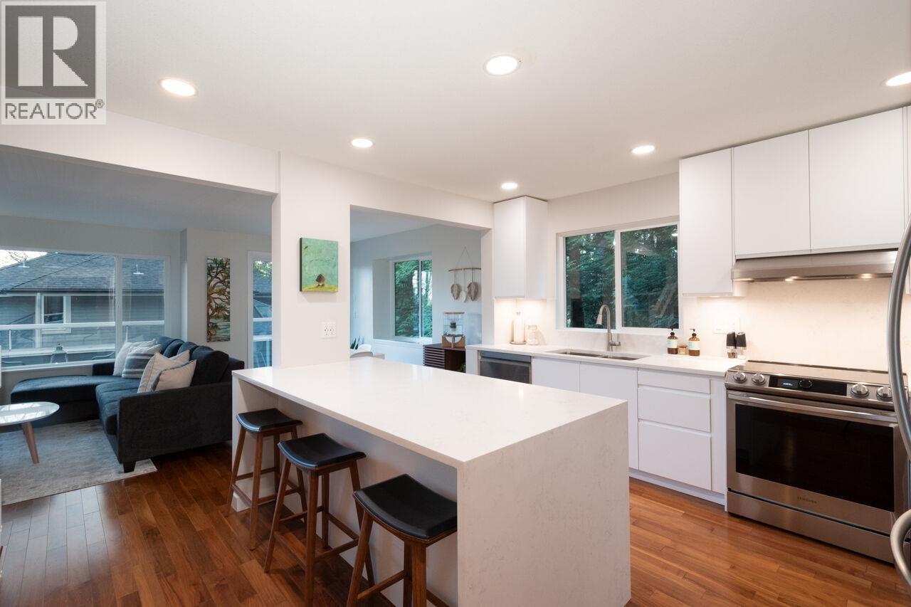 1 181 Ravine Drive, Port Moody, British Columbia  V3H 4T3 - Photo 10 - R3085685