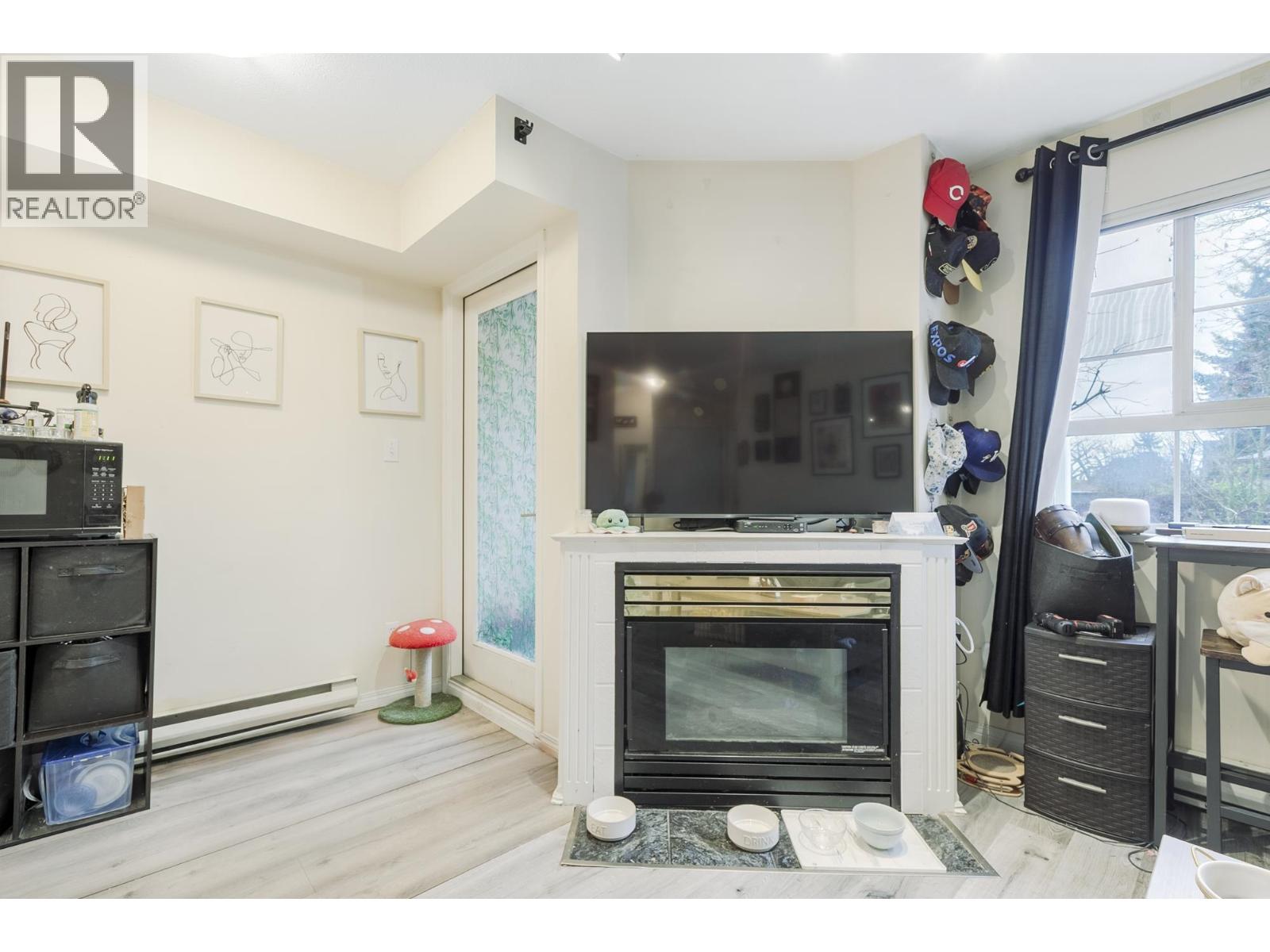 203 1520 Cotton Drive, Vancouver, British Columbia  V5L 3V2 - Photo 4 - R3085693