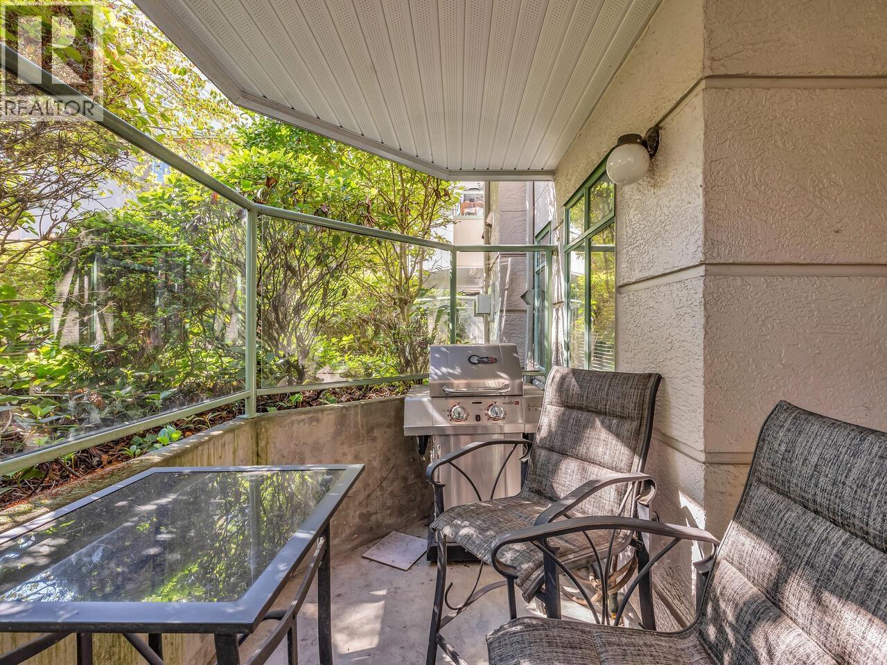 204 6735 Station Hill Court, Burnaby, British Columbia  V3N 4W5 - Photo 14 - R3085702