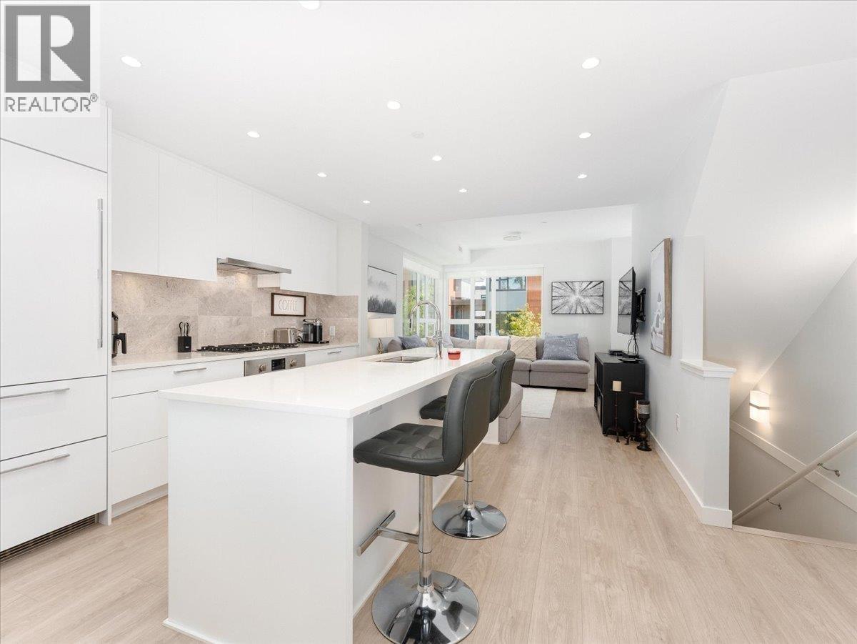 13 2728 Acadia Road, Vancouver, British Columbia  V6T 0E6 - Photo 3 - R3085704