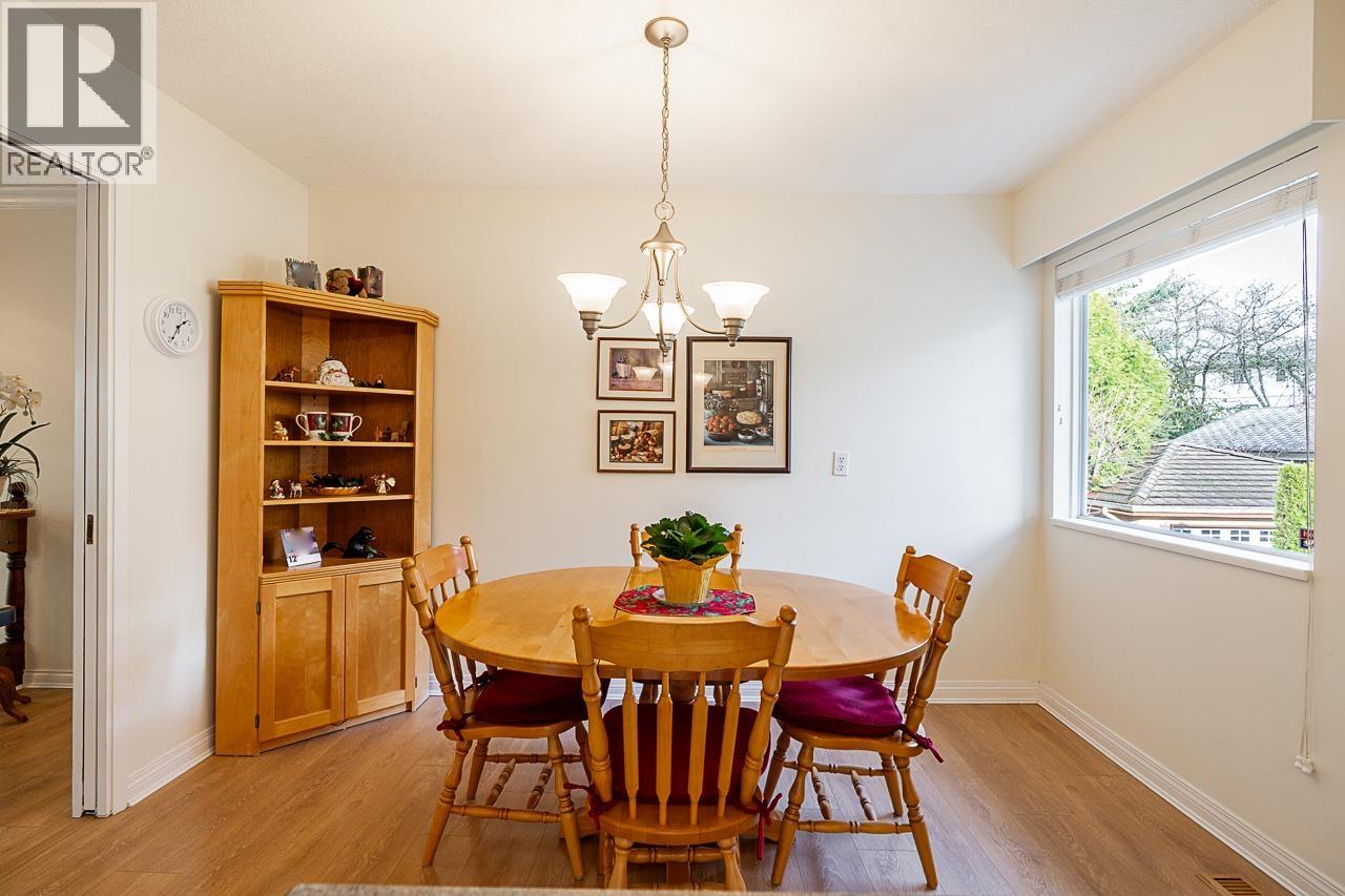 3382 Fairland Court, Burnaby, British Columbia  V5A 3B8 - Photo 16 - R3085689