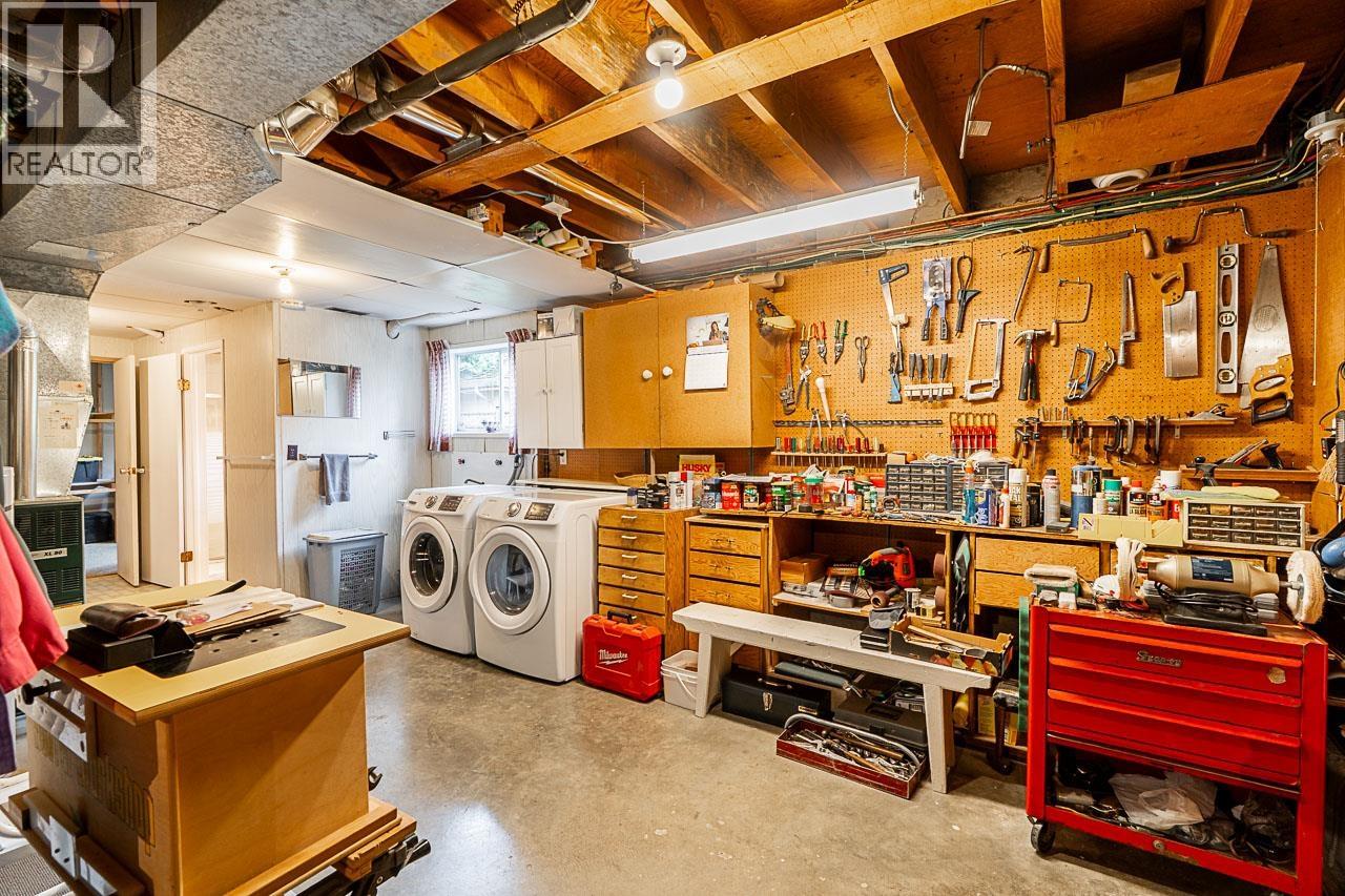 3382 Fairland Court, Burnaby, British Columbia  V5A 3B8 - Photo 30 - R3085689