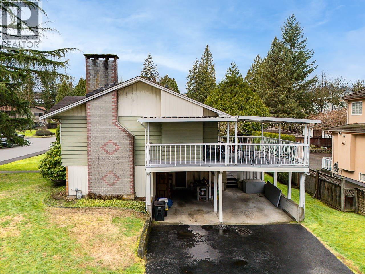 3382 Fairland Court, Burnaby, British Columbia  V5A 3B8 - Photo 5 - R3085689