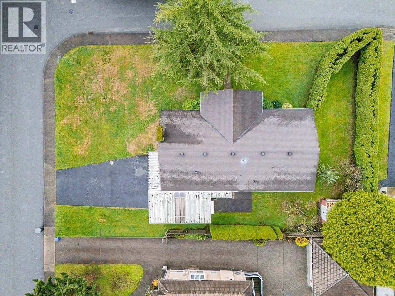 3382 Fairland Court, Burnaby, British Columbia  V5A 3B8 - Photo 6 - R3085689