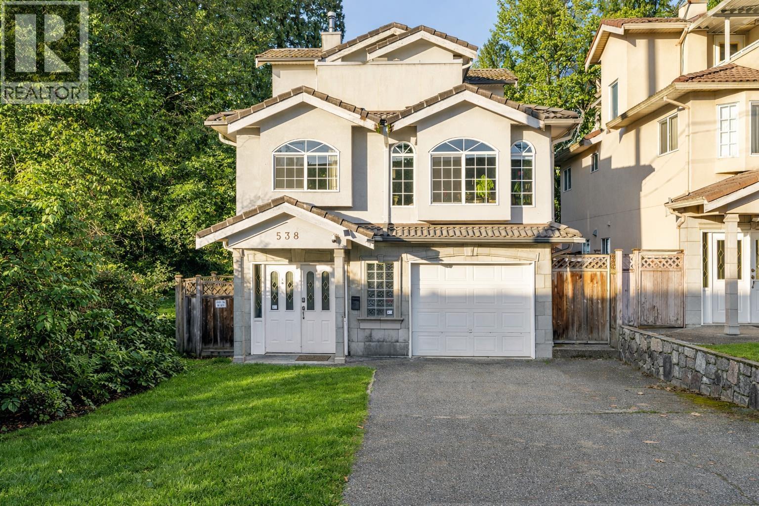 538 W 25TH STREET, North Vancouver, British Columbia