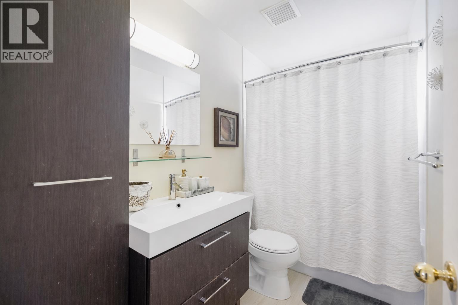 538 W 25th Street, North Vancouver, British Columbia  V7N 2G3 - Photo 11 - R3085744