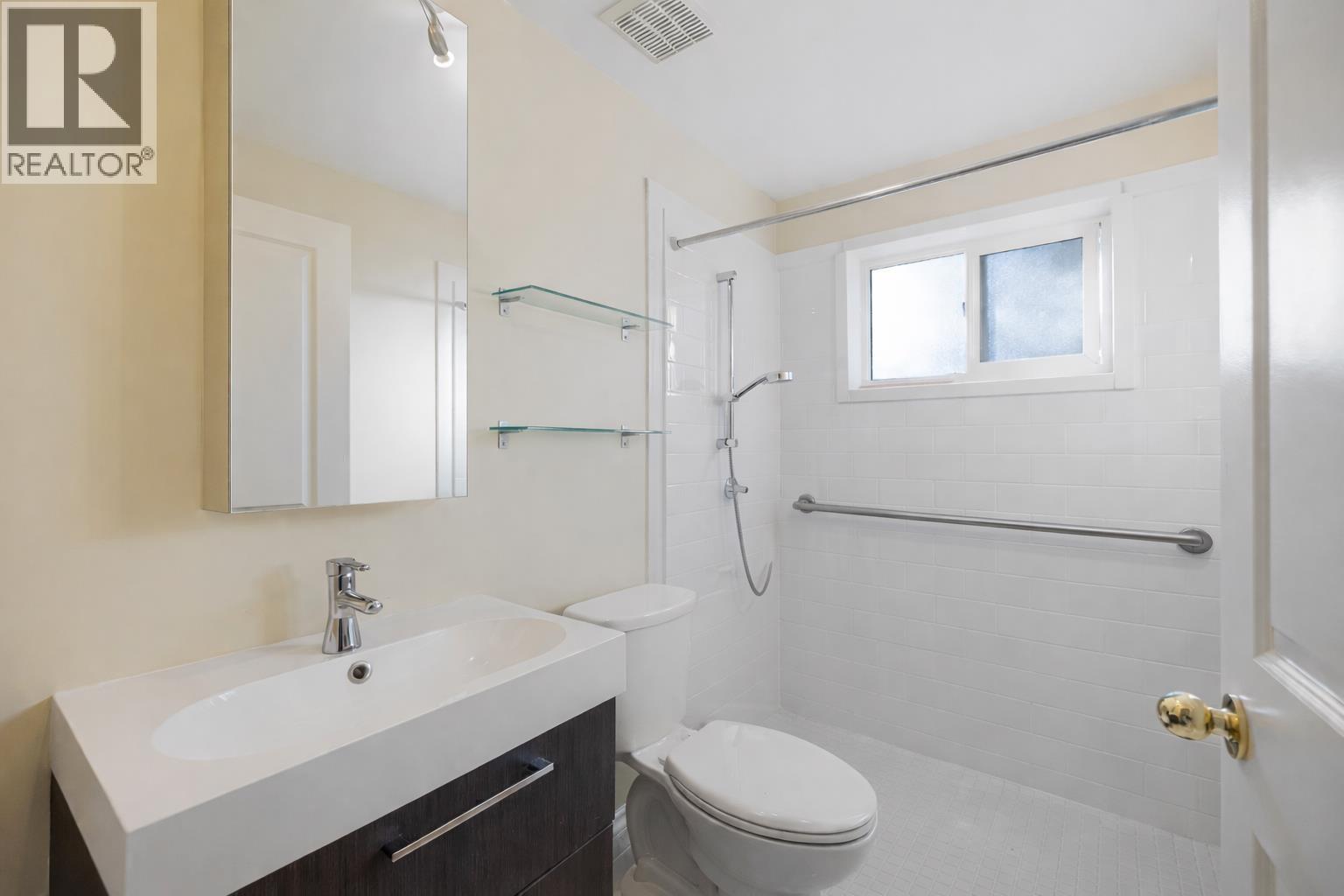 538 W 25th Street, North Vancouver, British Columbia  V7N 2G3 - Photo 20 - R3085744