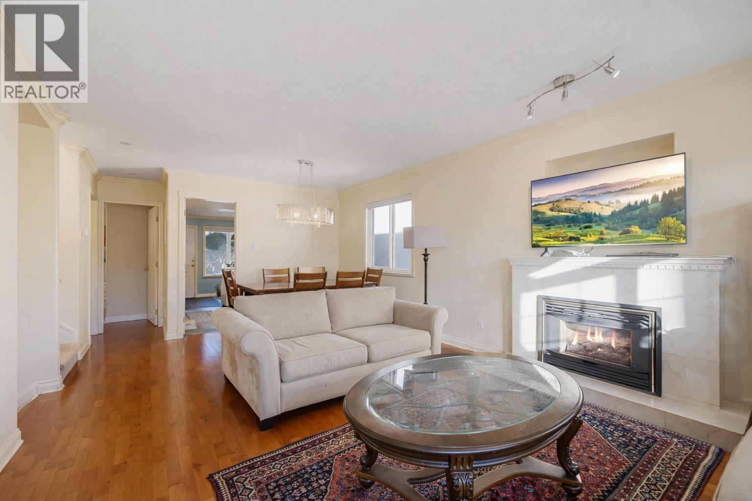 538 W 25th Street, North Vancouver, British Columbia  V7N 2G3 - Photo 6 - R3085744