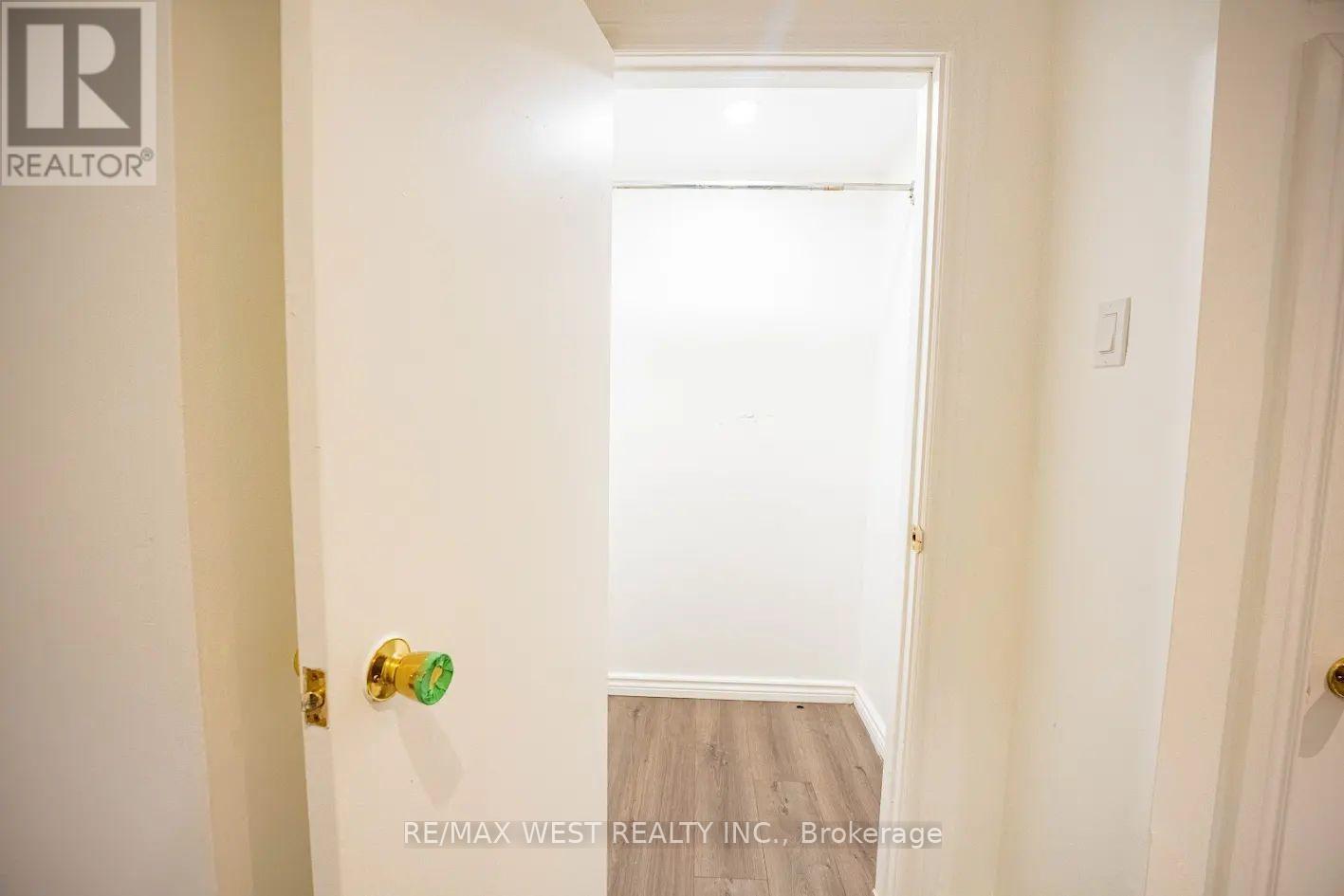 Basement - 235 Pleasant Avenue, Toronto (Newtonbrook West), Ontario  M2M 1M6 - Photo 7 - C12751300