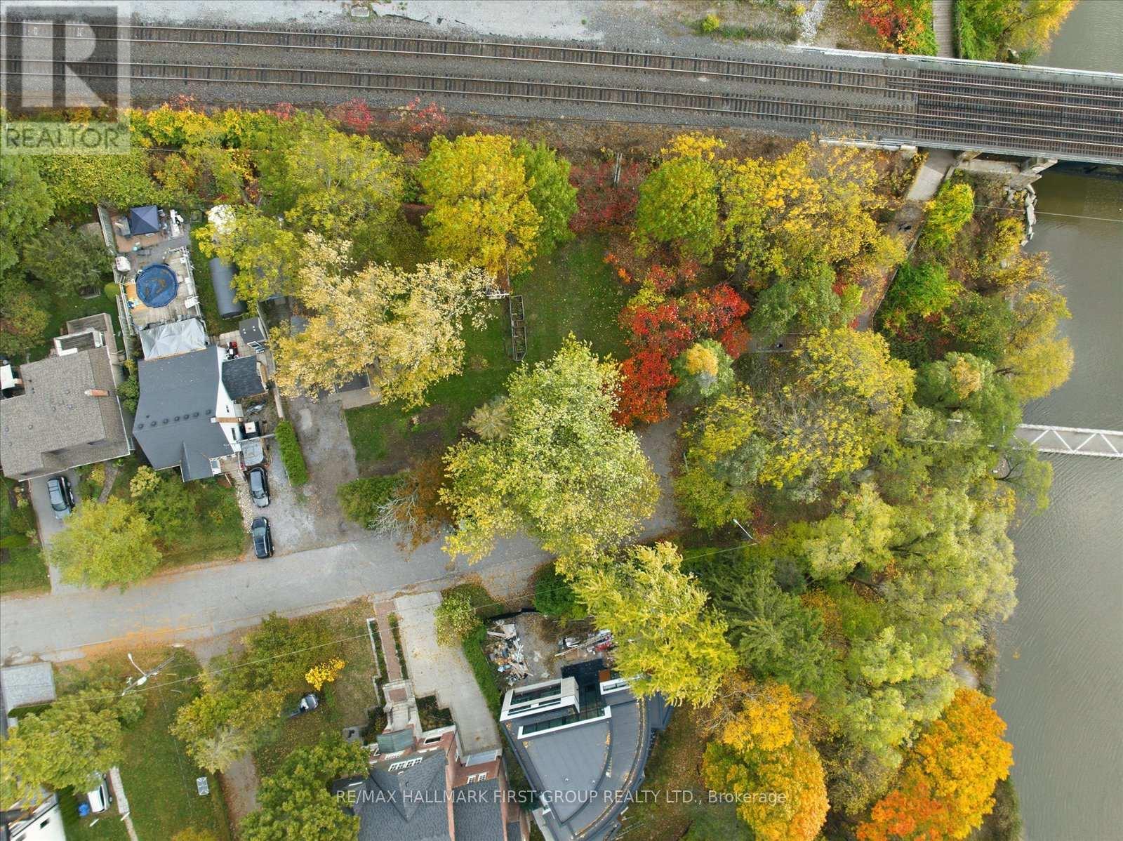 313 Dyson Road, Pickering, Ontario  L1W 2N1 - Photo 28 - E12751310