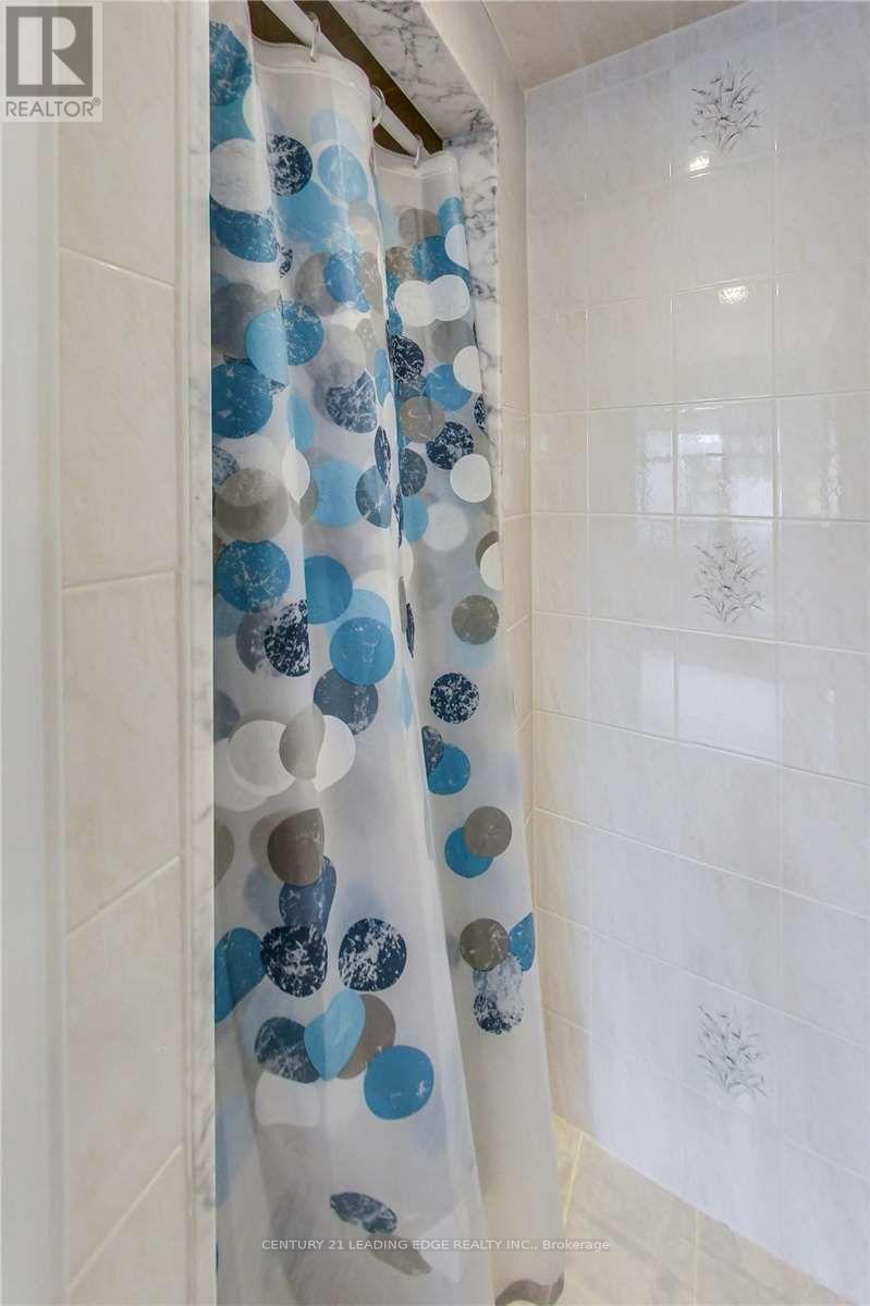 301 - 1555 Finch Avenue E, Toronto, Ontario  M2J 4X9 - Photo 34 - C12735916