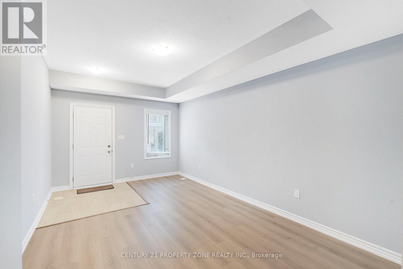 20-71 Springdale Avenue, Caledon, Ontario  L7C 4L6 - Photo 9 - W12742954