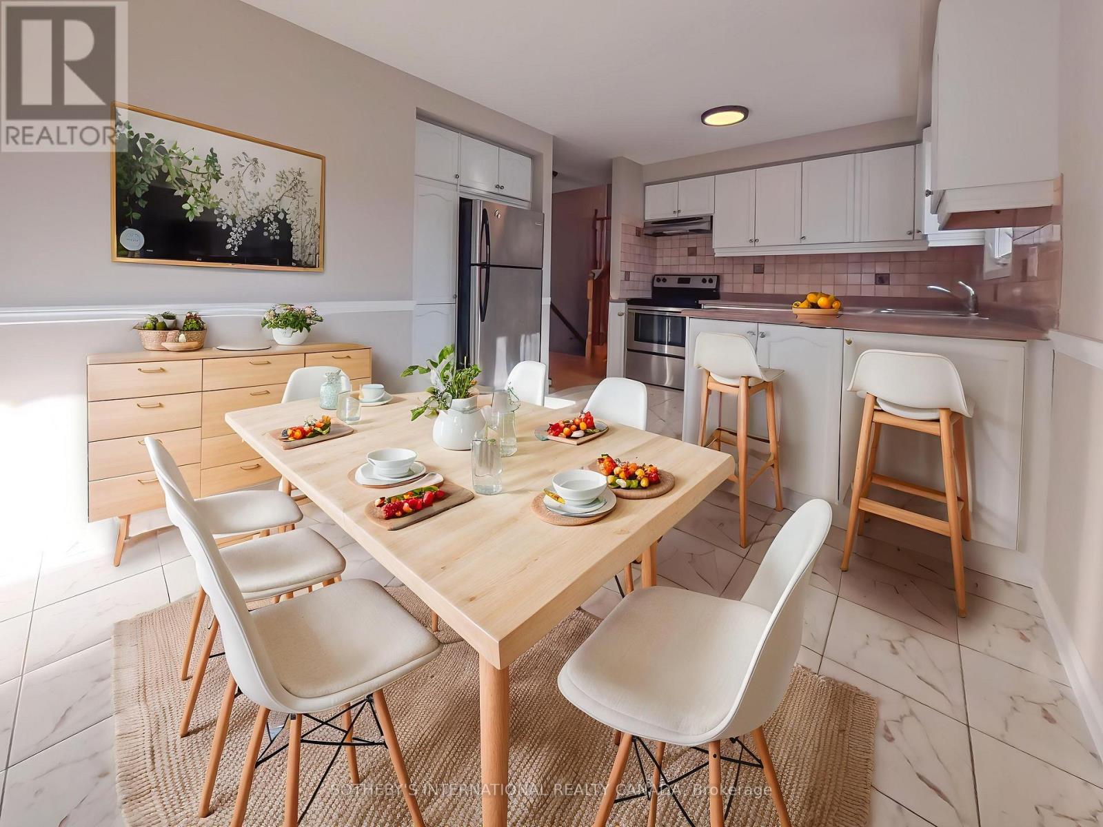 117 Tall Grass Trail, Vaughan (East Woodbridge), Ontario  L4L 3J3 - Photo 6 - N12751280