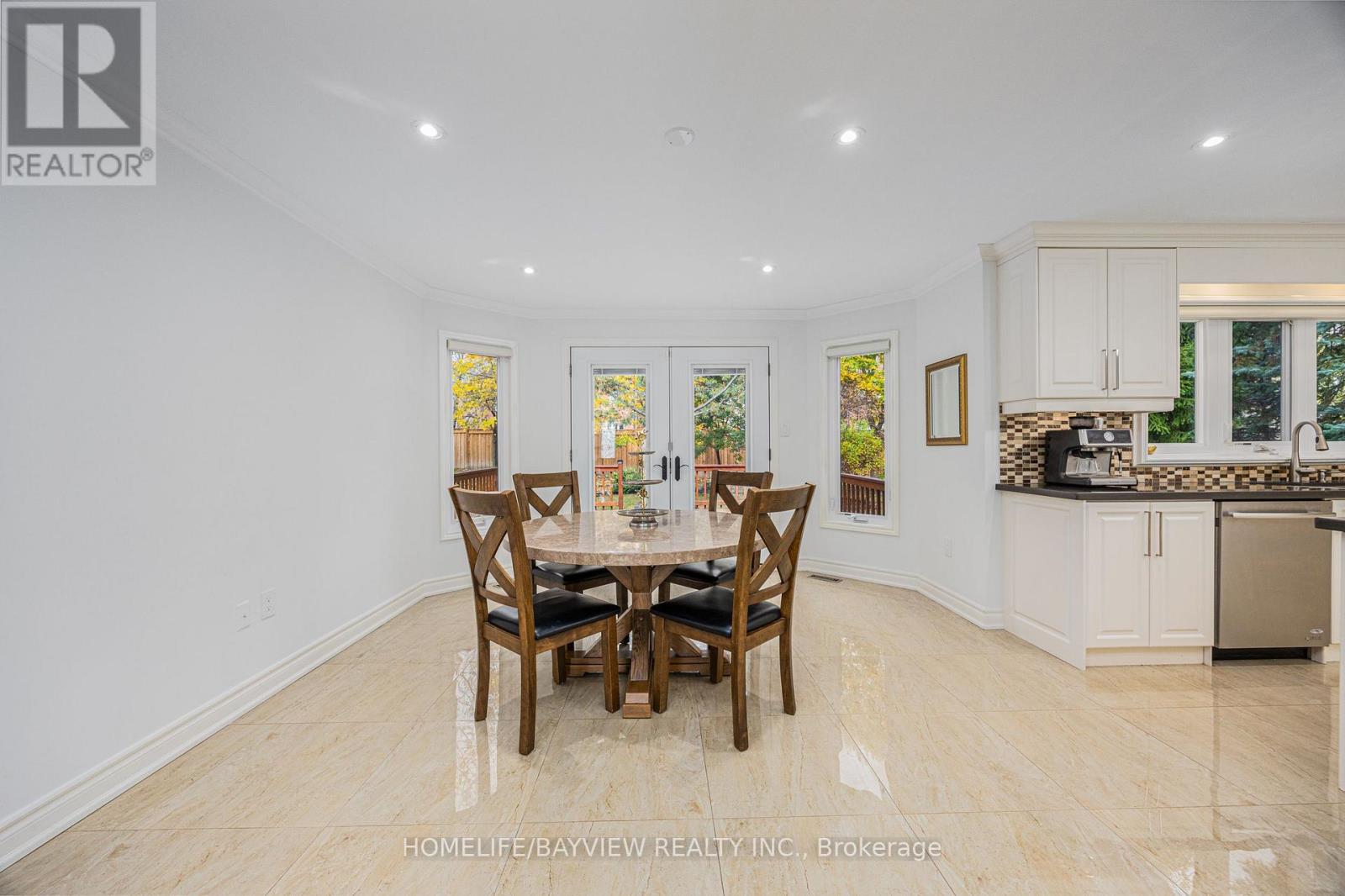 11 Wendover Court, Richmond Hill (Bayview Hill), Ontario  L4B 3G4 - Photo 17 - N12751298