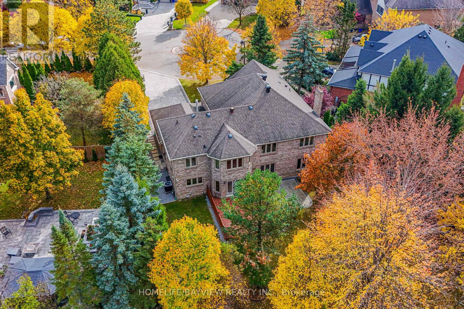 11 Wendover Court, Richmond Hill (Bayview Hill), Ontario  L4B 3G4 - Photo 4 - N12751298