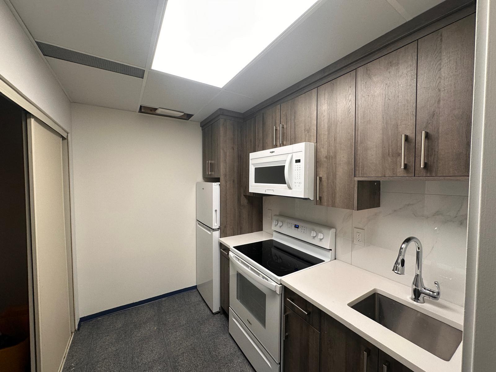 103a 12414 82 Avenue, Surrey, British Columbia  V3W 3E9 - Photo 9 - C8075660