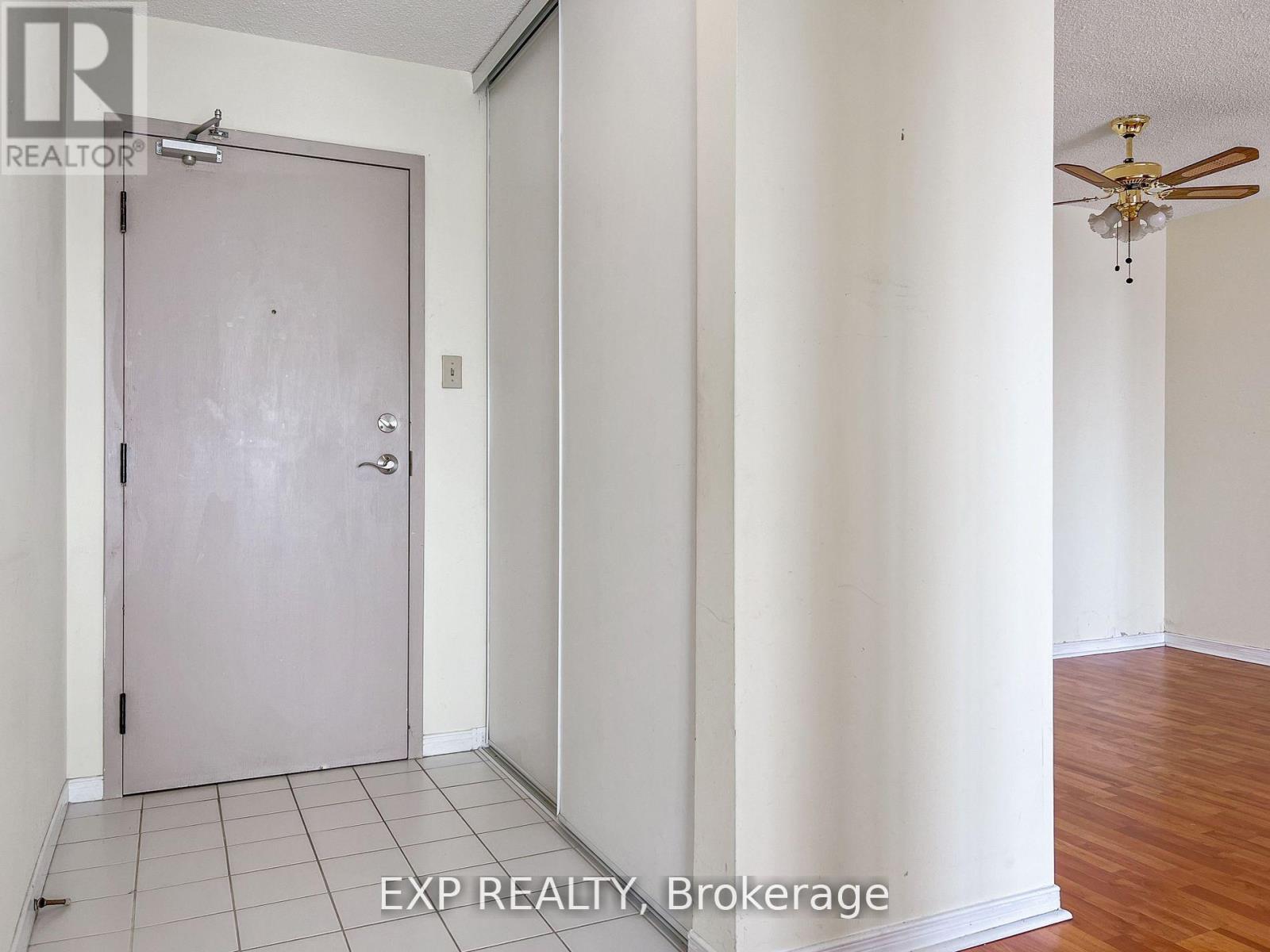 1507 - 700 Constellation Drive, Mississauga, Ontario  L5R 3G8 - Photo 5 - W12751286