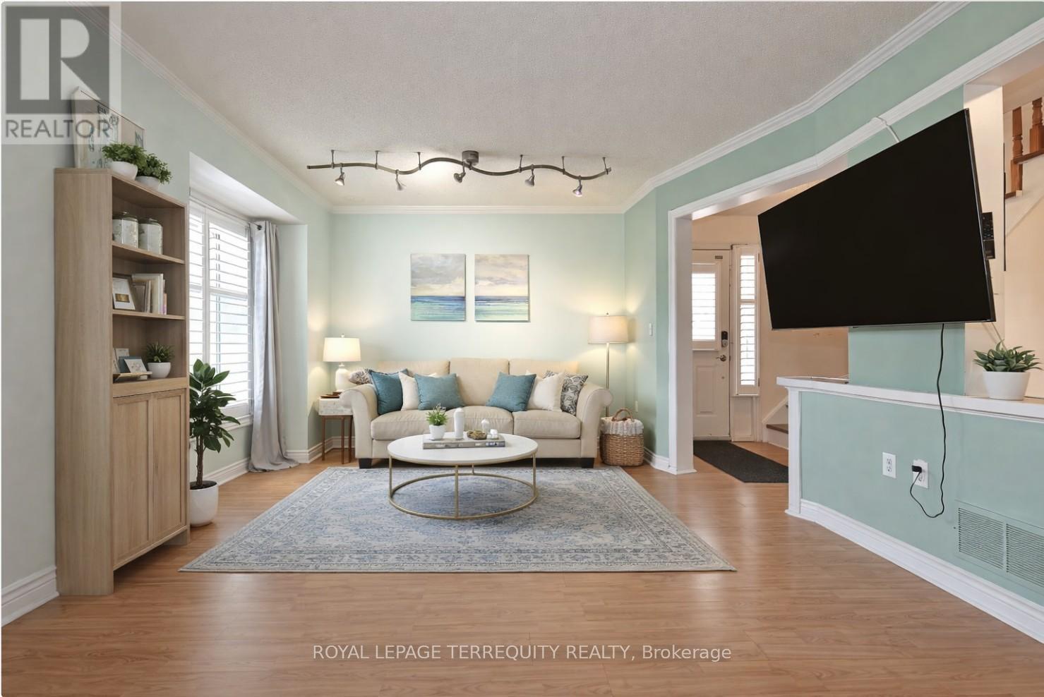 154 Pressed Brick Drive, Brampton, Ontario  L6V 4K6 - Photo 4 - W12751290