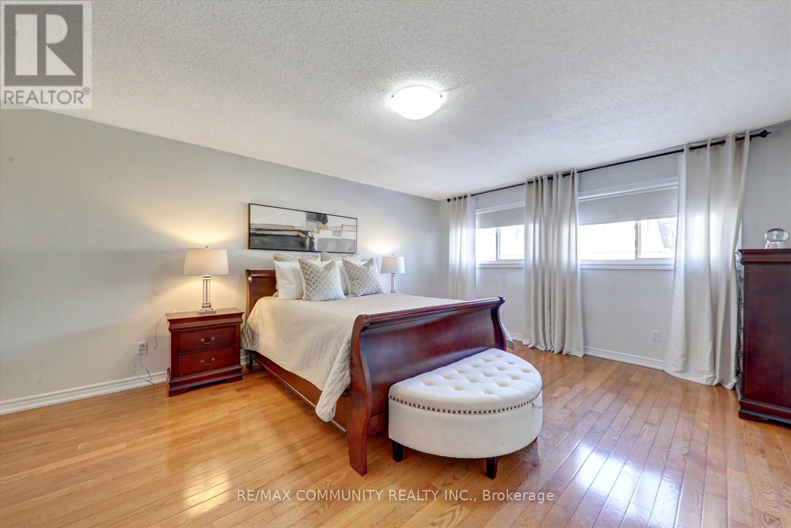 3367 Aquinas Avenue, Mississauga, Ontario  L5M 7L2 - Photo 34 - W12751296