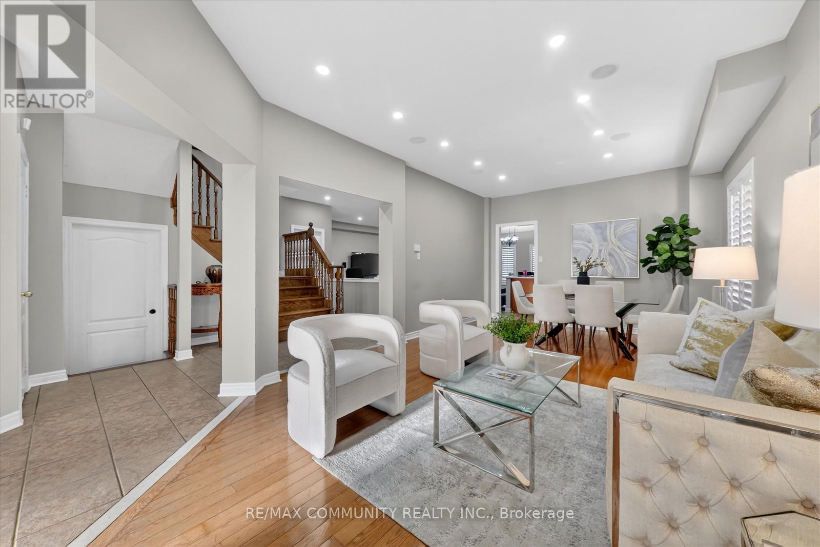 3367 Aquinas Avenue, Mississauga, Ontario  L5M 7L2 - Photo 7 - W12751296