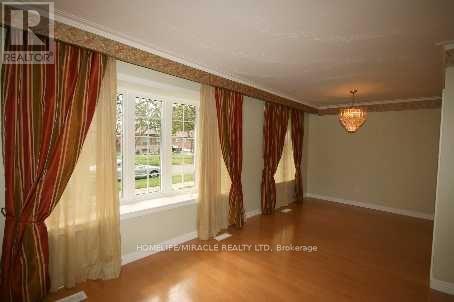 56 Jarwick Drive, Toronto, Ontario  M1H 2H3 - Photo 6 - E12750882