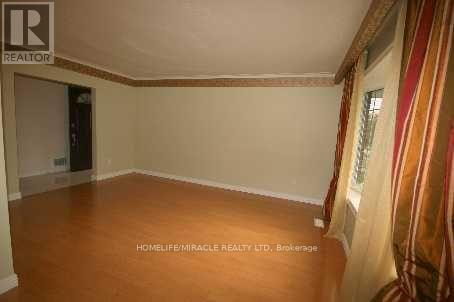 56 Jarwick Drive, Toronto, Ontario  M1H 2H3 - Photo 4 - E12750882