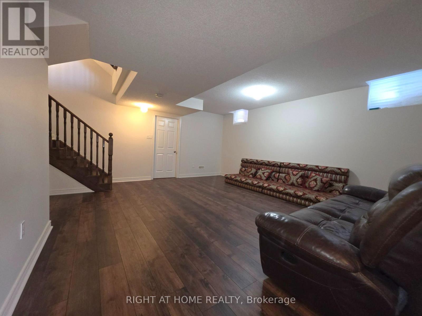 93 Oberfrick Avenue, Vaughan, Ontario  L6A 0N9 - Photo 47 - N12301167