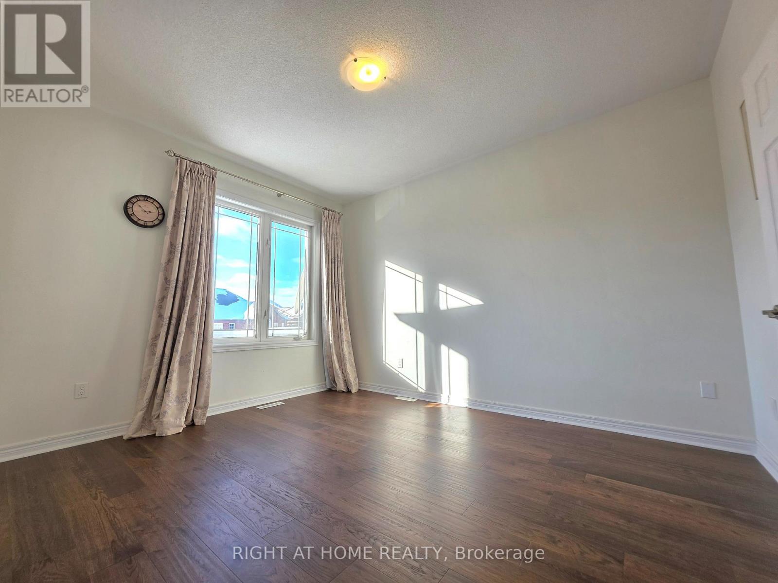 93 Oberfrick Avenue, Vaughan, Ontario  L6A 0N9 - Photo 36 - N12301167