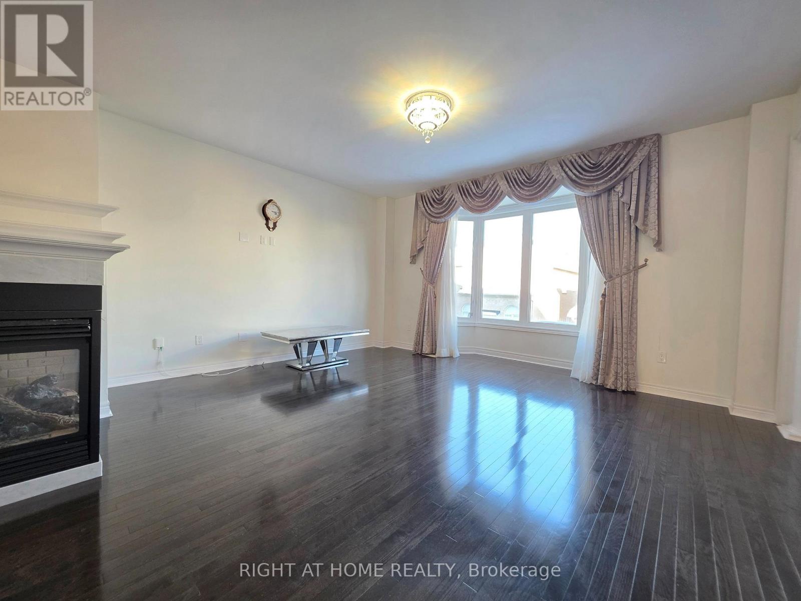 93 Oberfrick Avenue, Vaughan, Ontario  L6A 0N9 - Photo 15 - N12301167