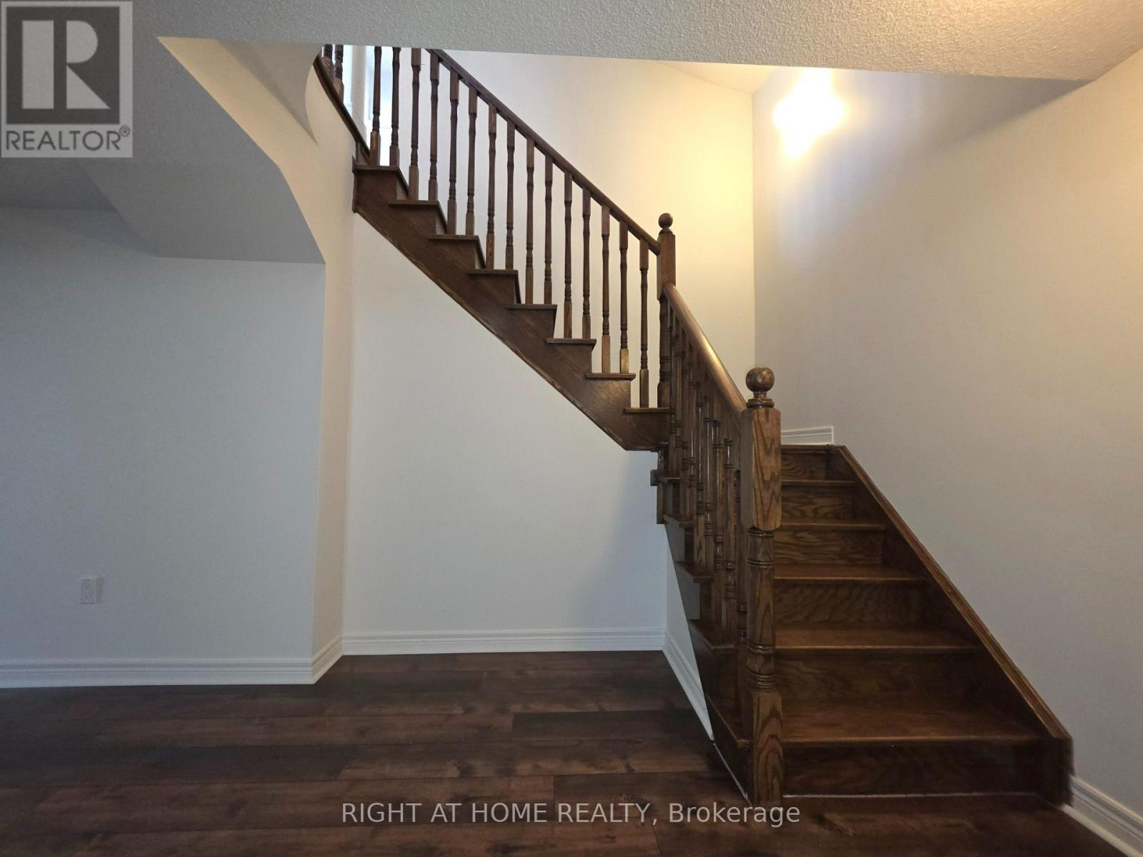 93 Oberfrick Avenue, Vaughan, Ontario  L6A 0N9 - Photo 44 - N12301167