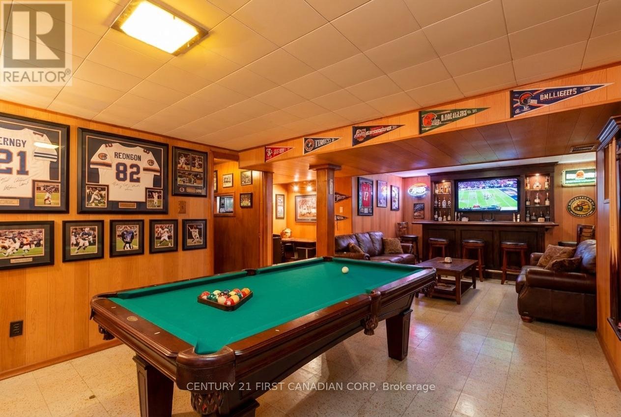 54 Algonquin Crescent, London East, Ontario  N5W 1N4 - Photo 31 - X12747380