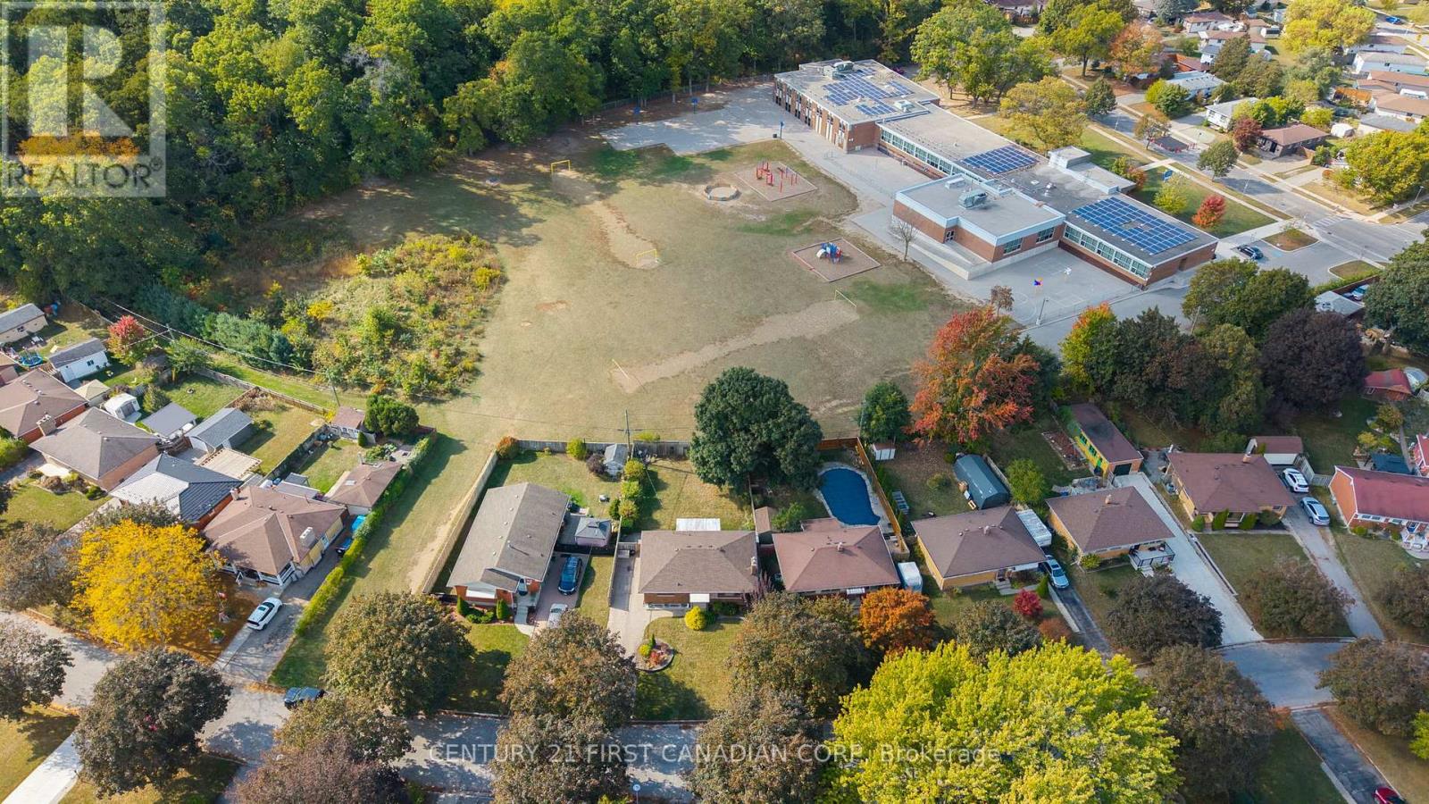 54 Algonquin Crescent, London East, Ontario  N5W 1N4 - Photo 44 - X12747380