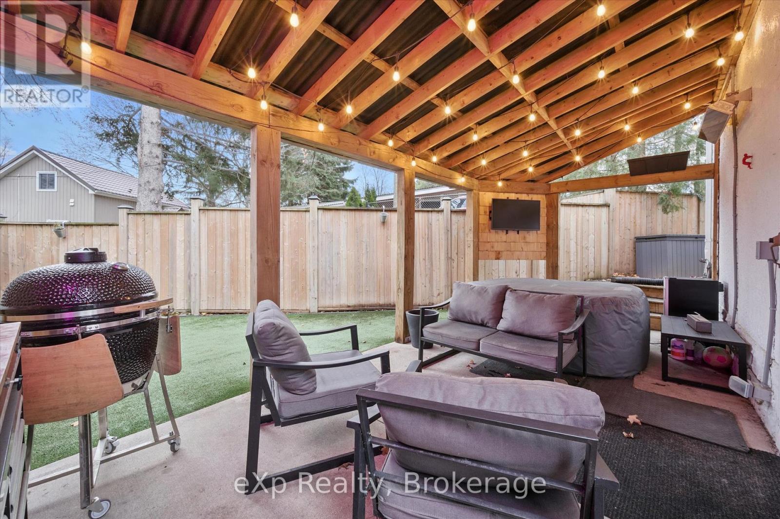 20 Bergey Street, Cambridge, Ontario  N3C 1P6 - Photo 21 - X12751328