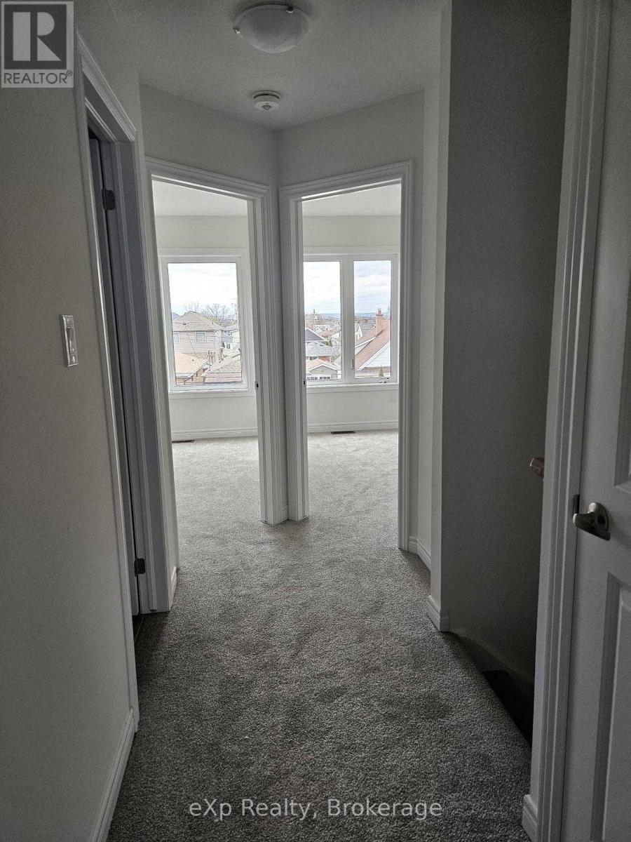 18 Reid Avenue N, Hamilton, Ontario  L8H 0B5 - Photo 14 - X12751354