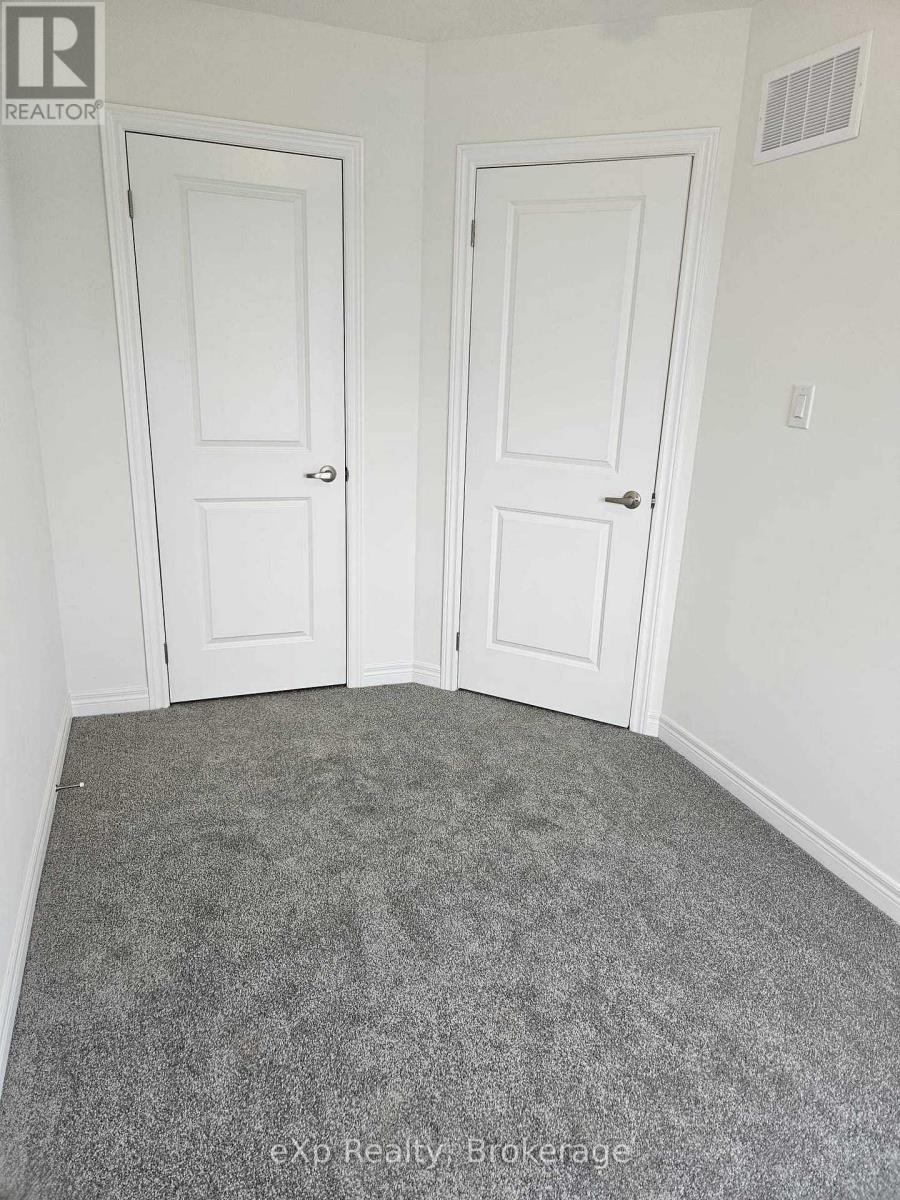 18 Reid Avenue N, Hamilton, Ontario  L8H 0B5 - Photo 9 - X12751354