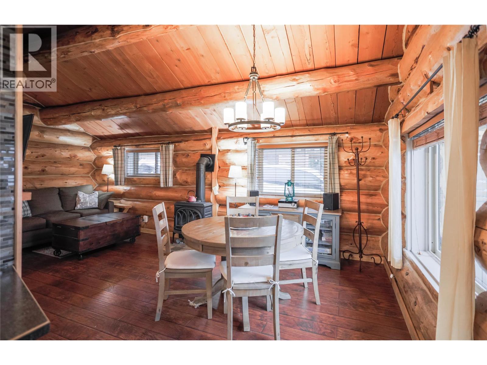 Cabin 10 Hatheume Lake Lodge Peachland Photo 17