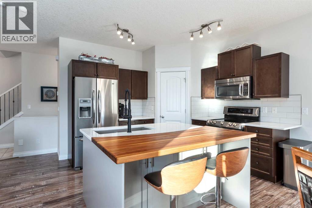 729 Hampton Hills Drive Ne, High River, Alberta  T1V 0E6 - Photo 5 - A2276415