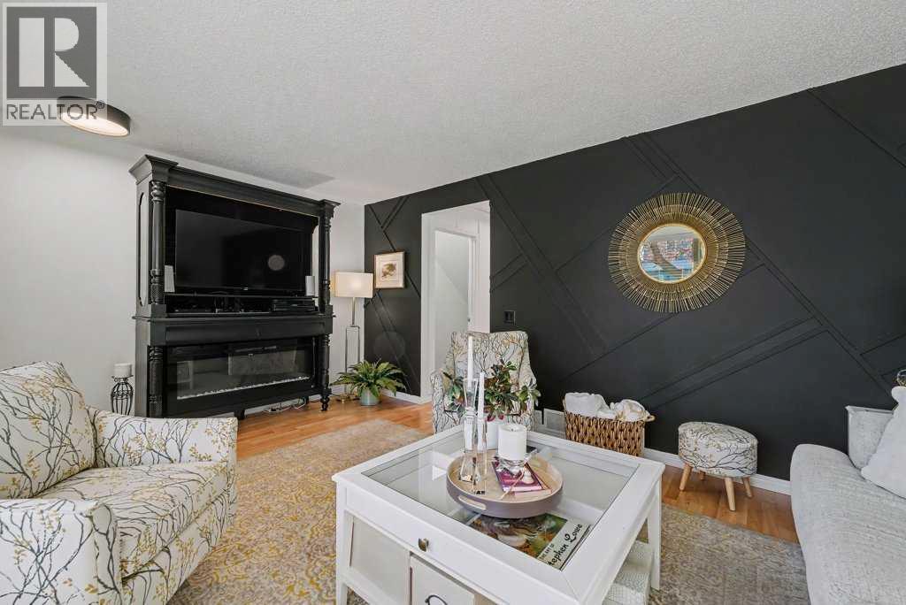 15, 999 Canyon Meadows Drive Sw, Calgary, Alberta  T2W 2S6 - Photo 6 - A2280609