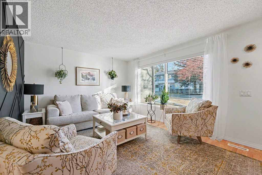 15, 999 Canyon Meadows Drive Sw, Calgary, Alberta  T2W 2S6 - Photo 4 - A2280609