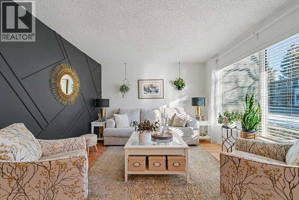 15, 999 Canyon Meadows Drive Sw, Calgary, Alberta  T2W 2S6 - Photo 2 - A2280609