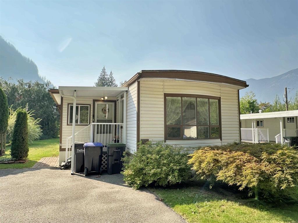 10 62010 Flood Hope Road, Hope, Hope, British Columbia  V0X 1L2 - Photo 1 - R3085142