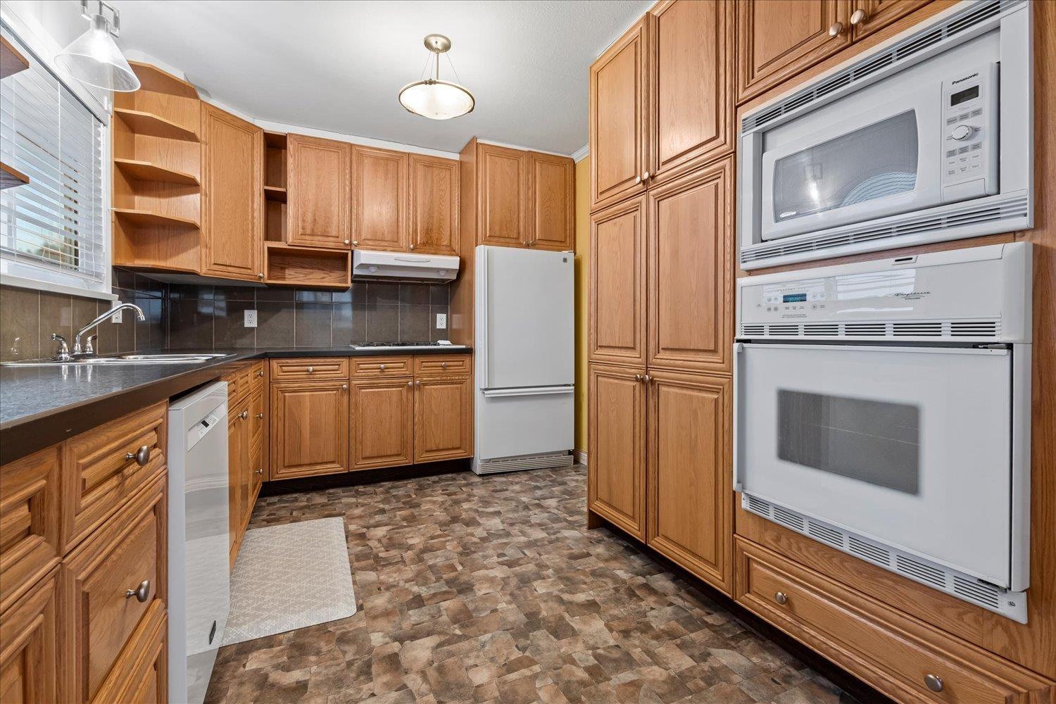 43025 Vedder Mountain Road, Yarrow, Yarrow, British Columbia  V2R 5J8 - Photo 11 - R3085389