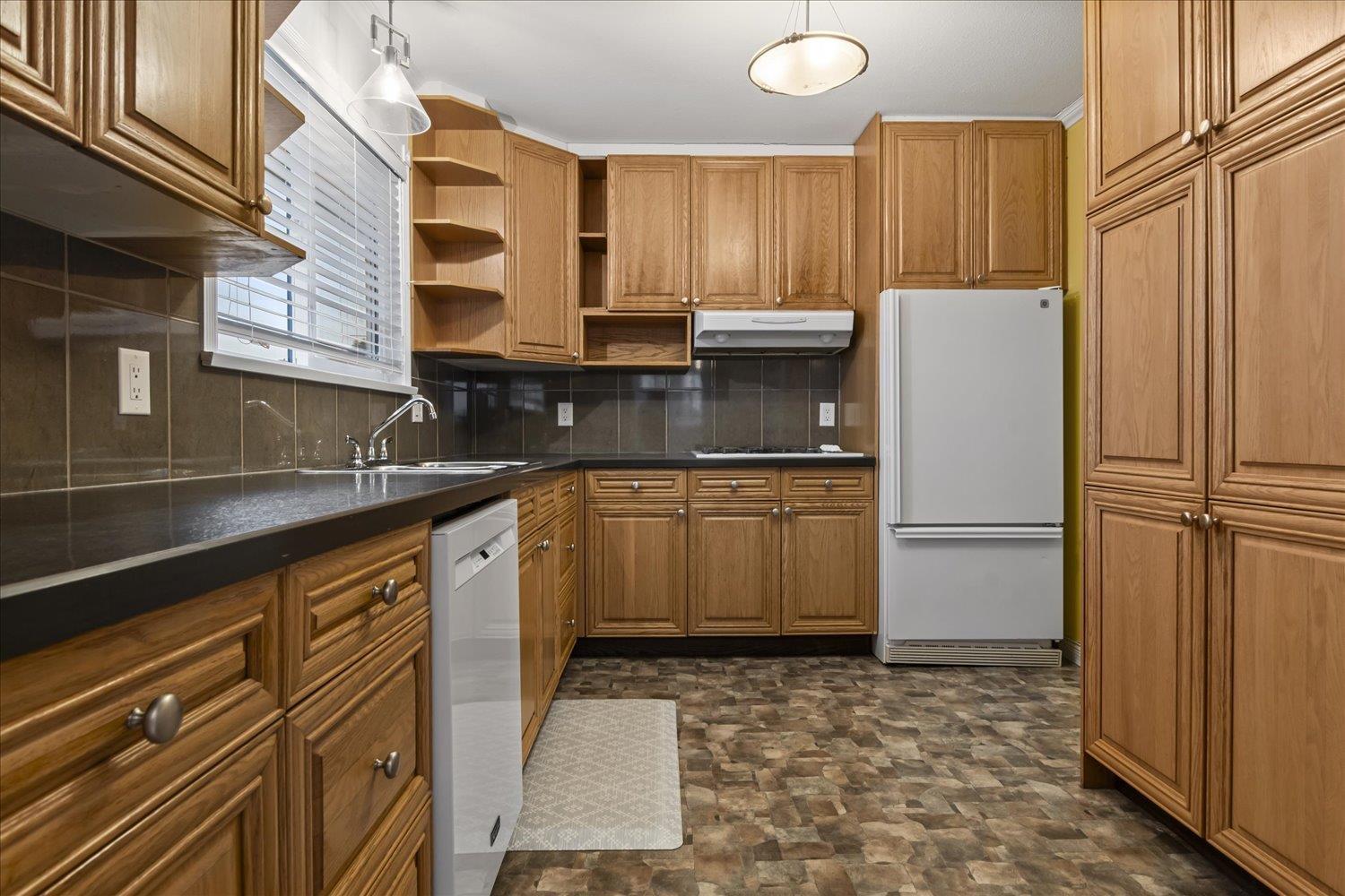 43025 Vedder Mountain Road, Yarrow, Yarrow, British Columbia  V2R 5J8 - Photo 10 - R3085389