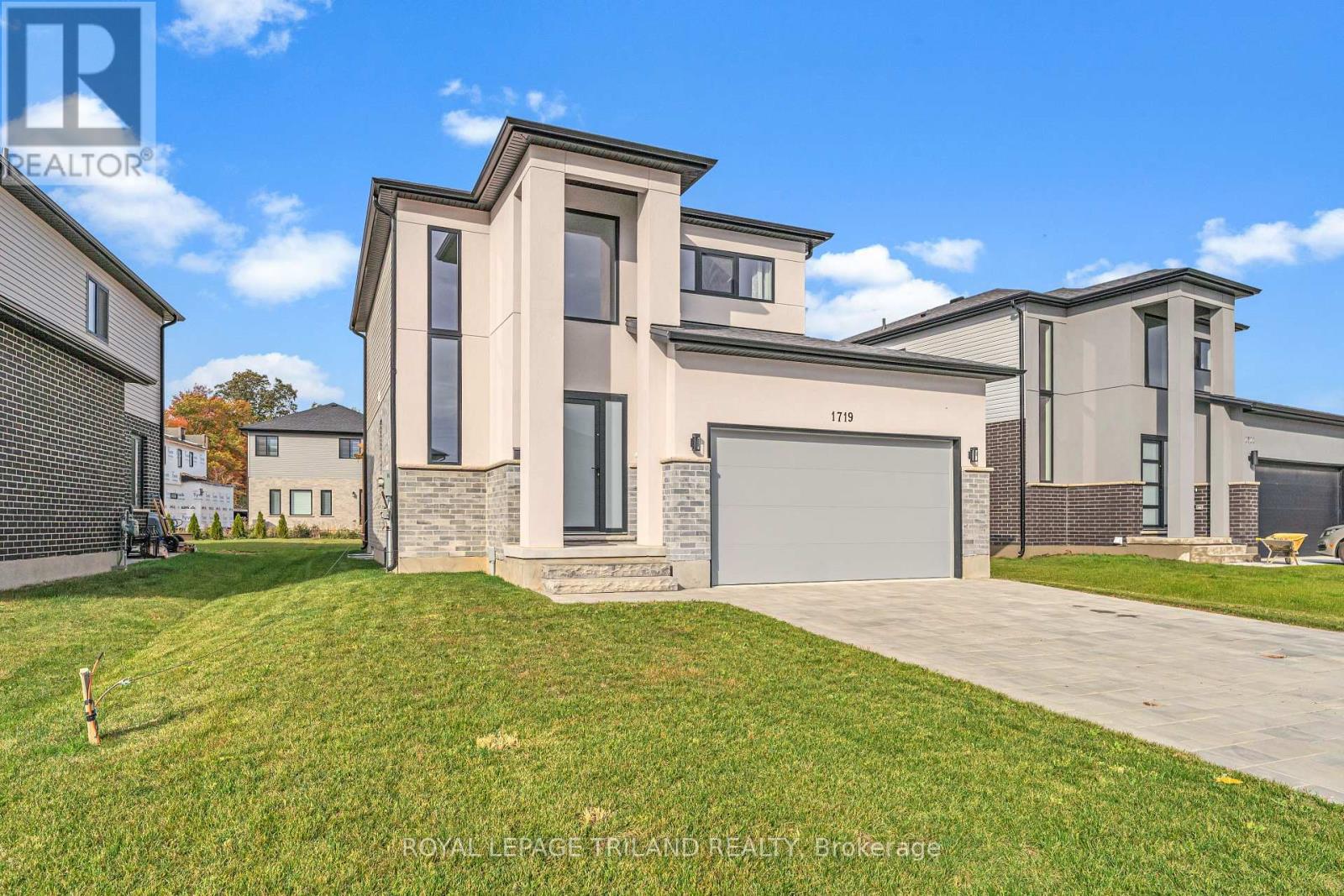 1719 APPLEROCK AVENUE, London North, Ontario