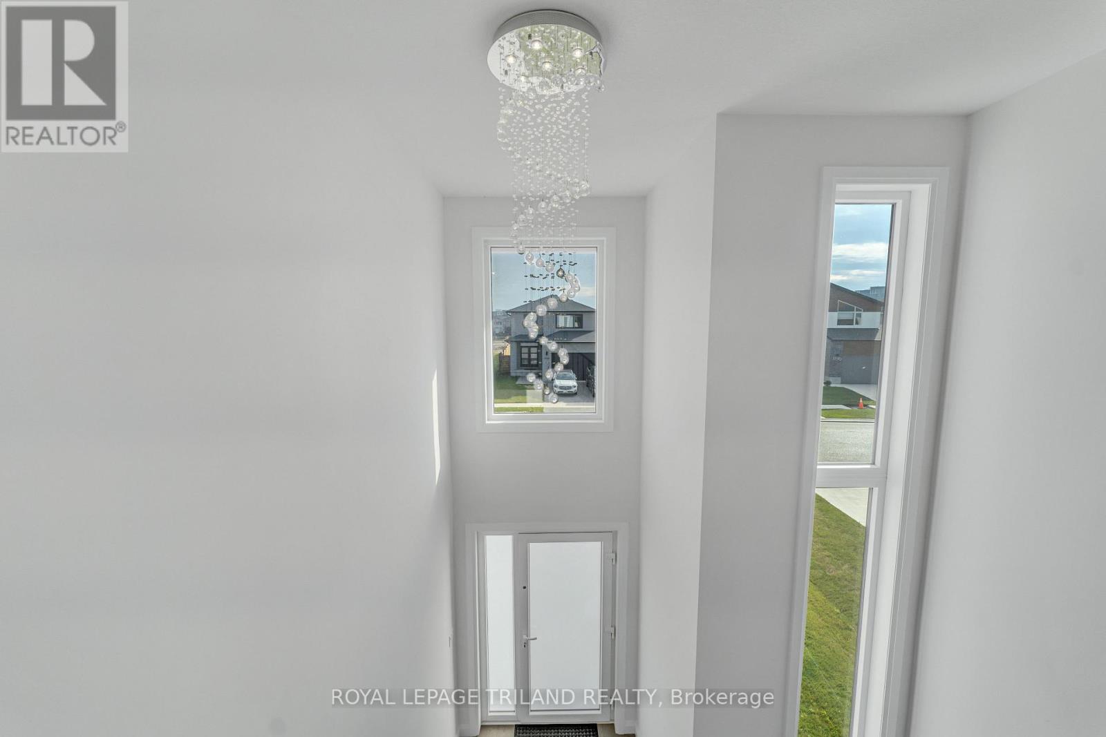 1719 Applerock Avenue, London North, Ontario  N6G 0X7 - Photo 2 - X12751400